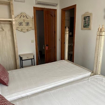 Hostal Moon Tolox Buitenkant foto