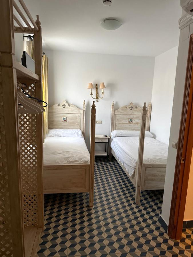 Hostal Moon Tolox Buitenkant foto